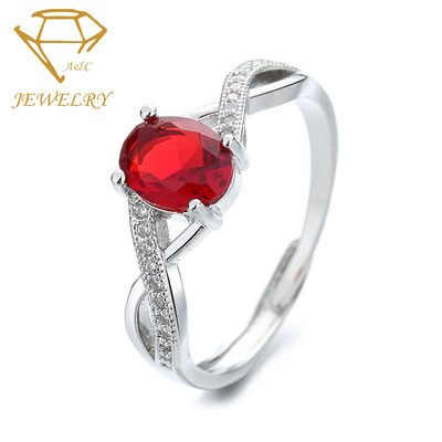 Rame ambientale ovale di Ruby Vintage Silver Engagement Rings
